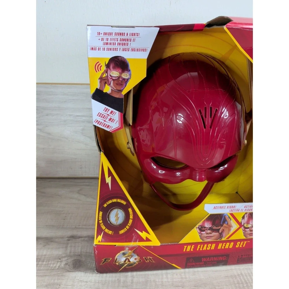 DC Comics The Flash Hero Set Iconic Mask with Visor and Ring Spin Master 2022.